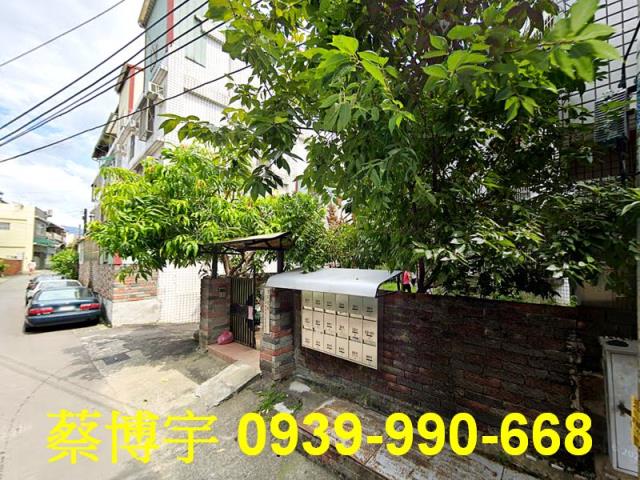 大里法拍屋中興路透天